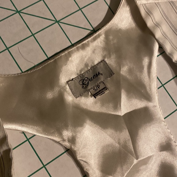 White stripped guess vest button up - Picture 2 of 4